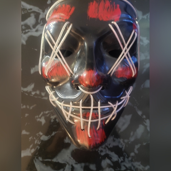 3 For 23$ Skull masks - Picture 4 of 6